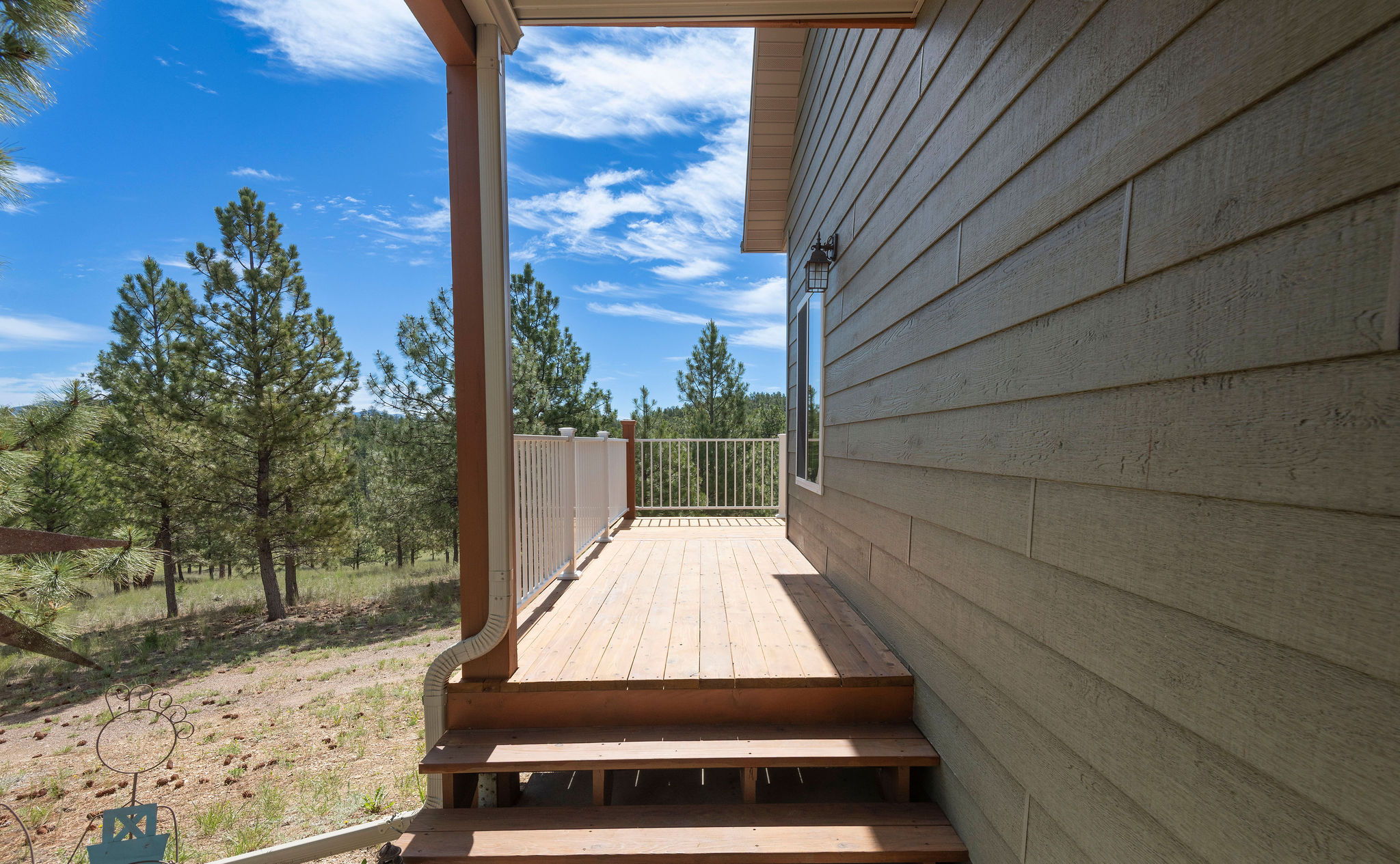 6190 Hauser Dam Road Property Photo 5