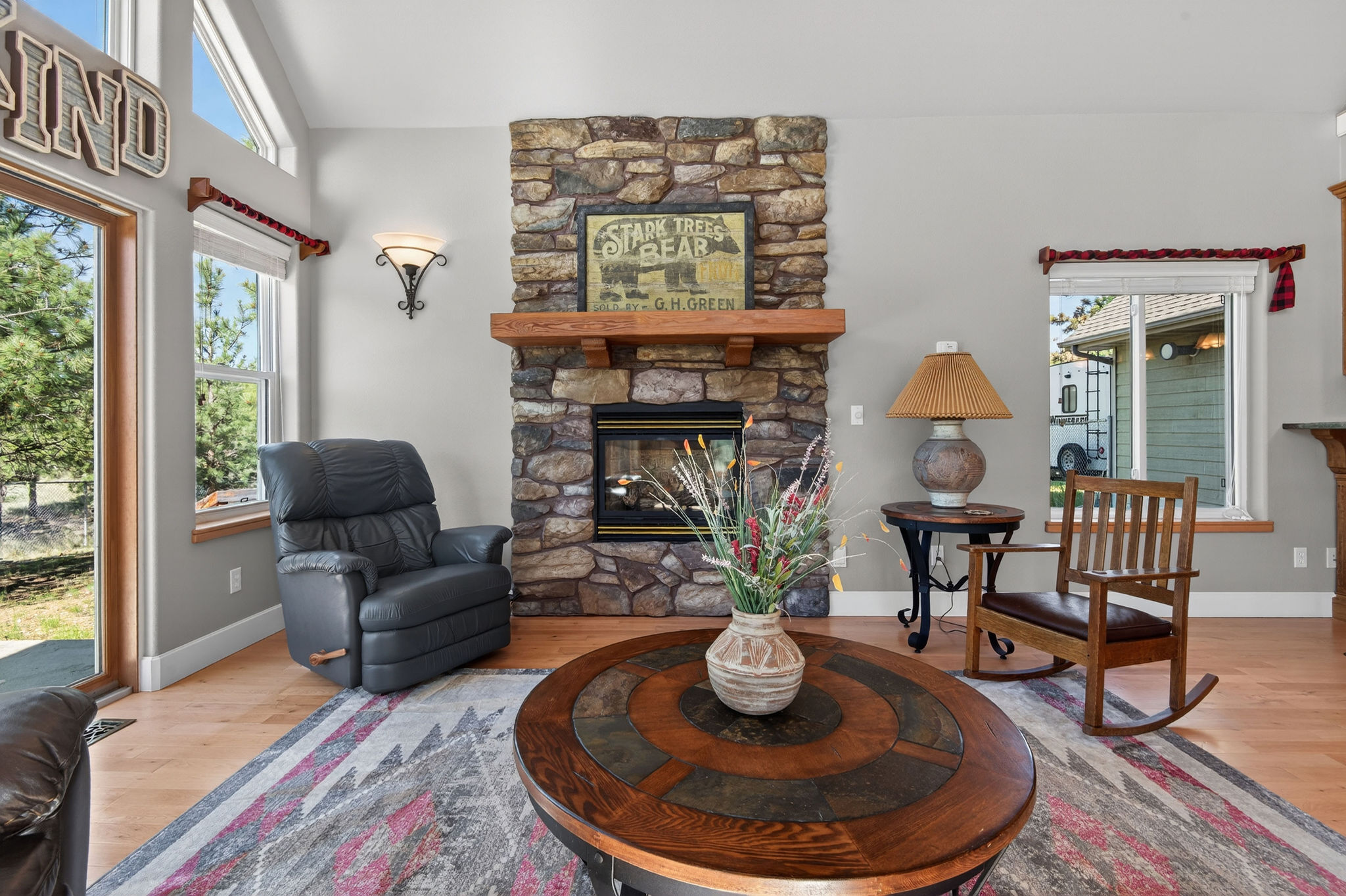 6190 Hauser Dam Road Property Photo 13