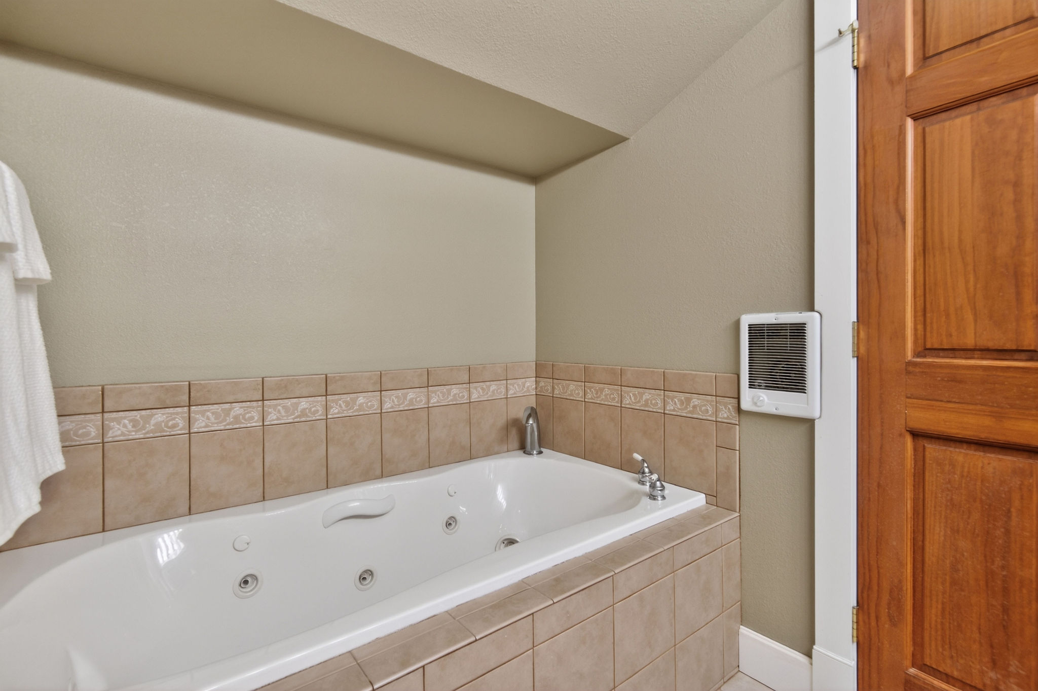 6190 Hauser Dam Road Property Photo 35