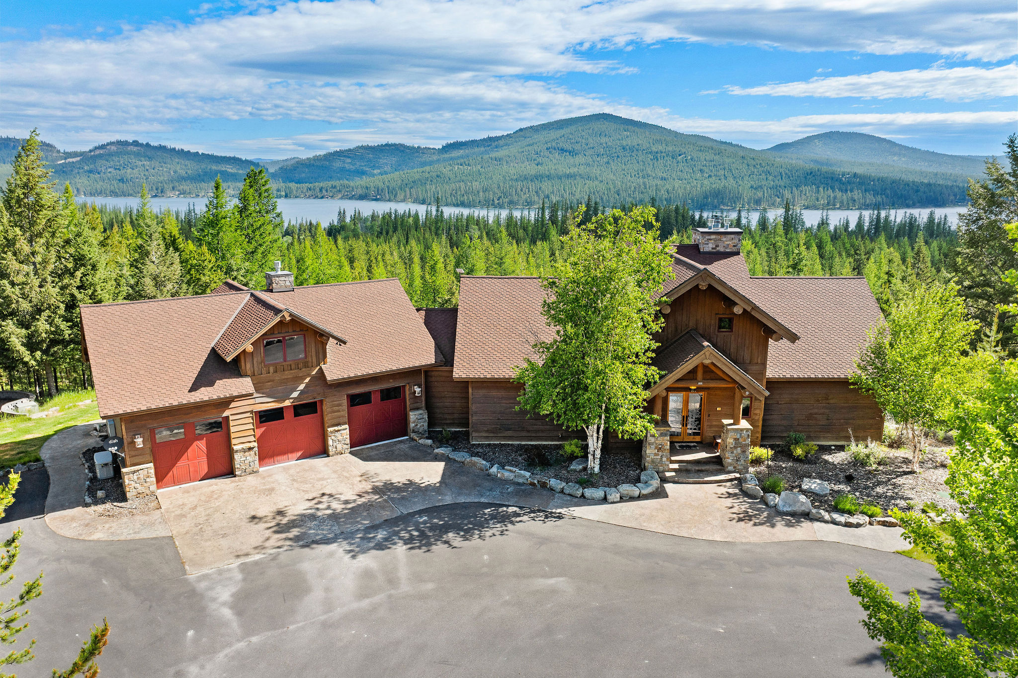 1145 S McGregor Lake Road Property Photo 1