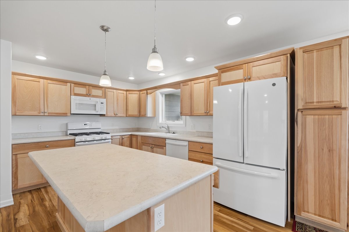 4708 11th Street Ne Property Photo 13