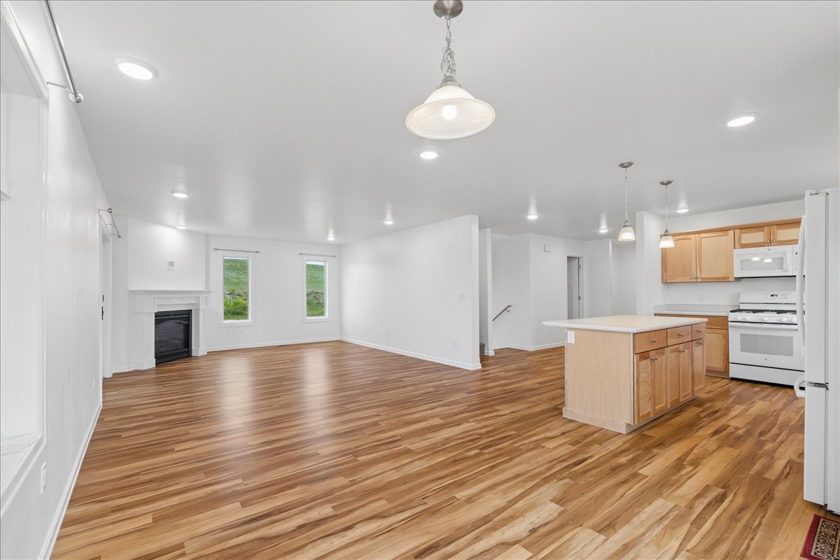 4708 11th Street Ne Property Photo 16