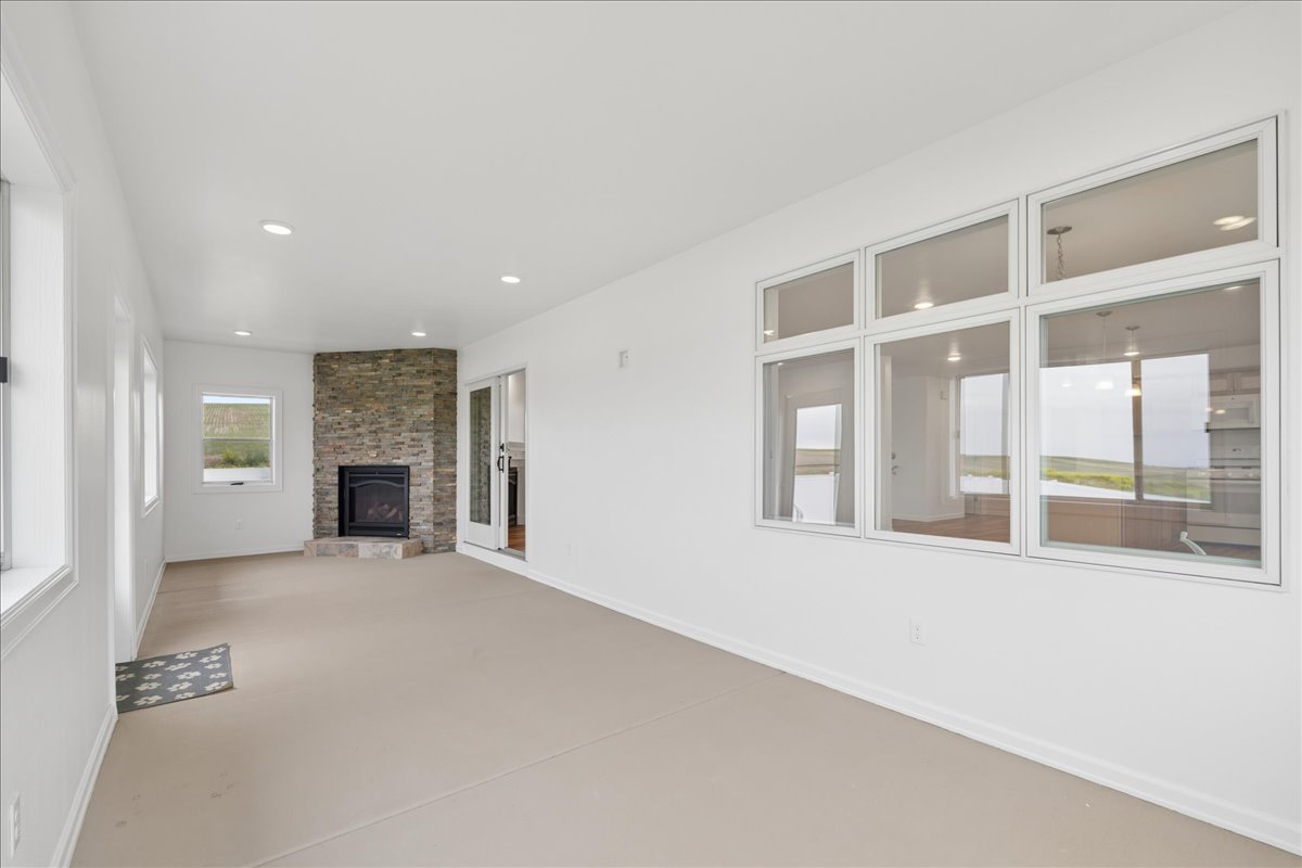 4708 11th Street Ne Property Photo 19