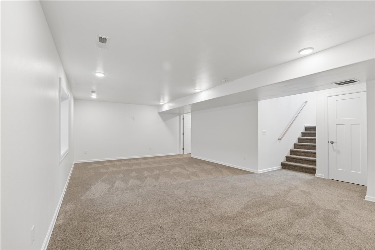 4708 11th Street Ne Property Photo 40