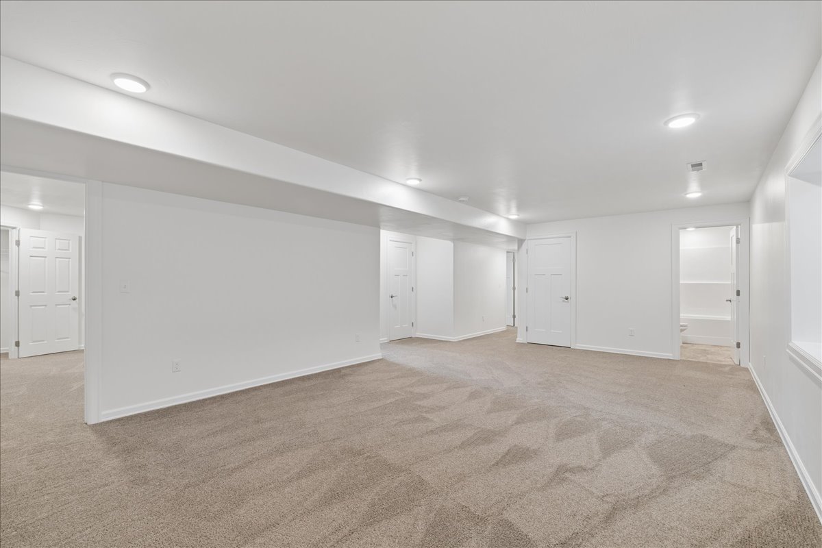 4708 11th Street Ne Property Photo 44
