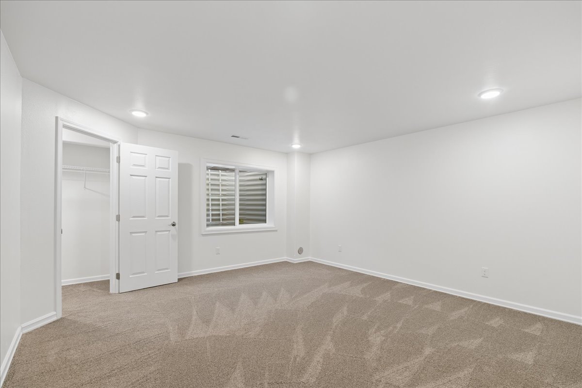 4708 11th Street Ne Property Photo 47