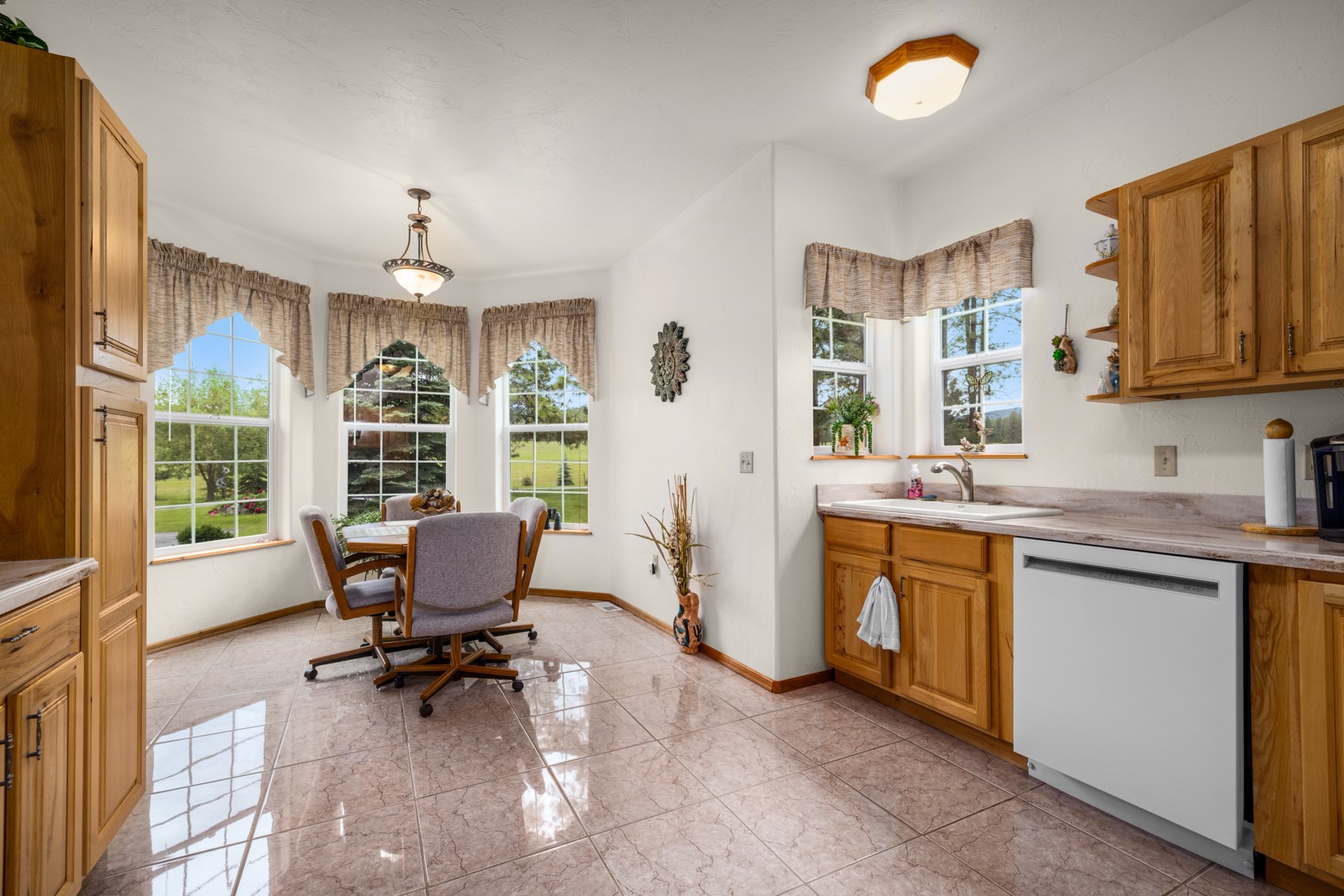 175 Danielson Road Property Photo 14