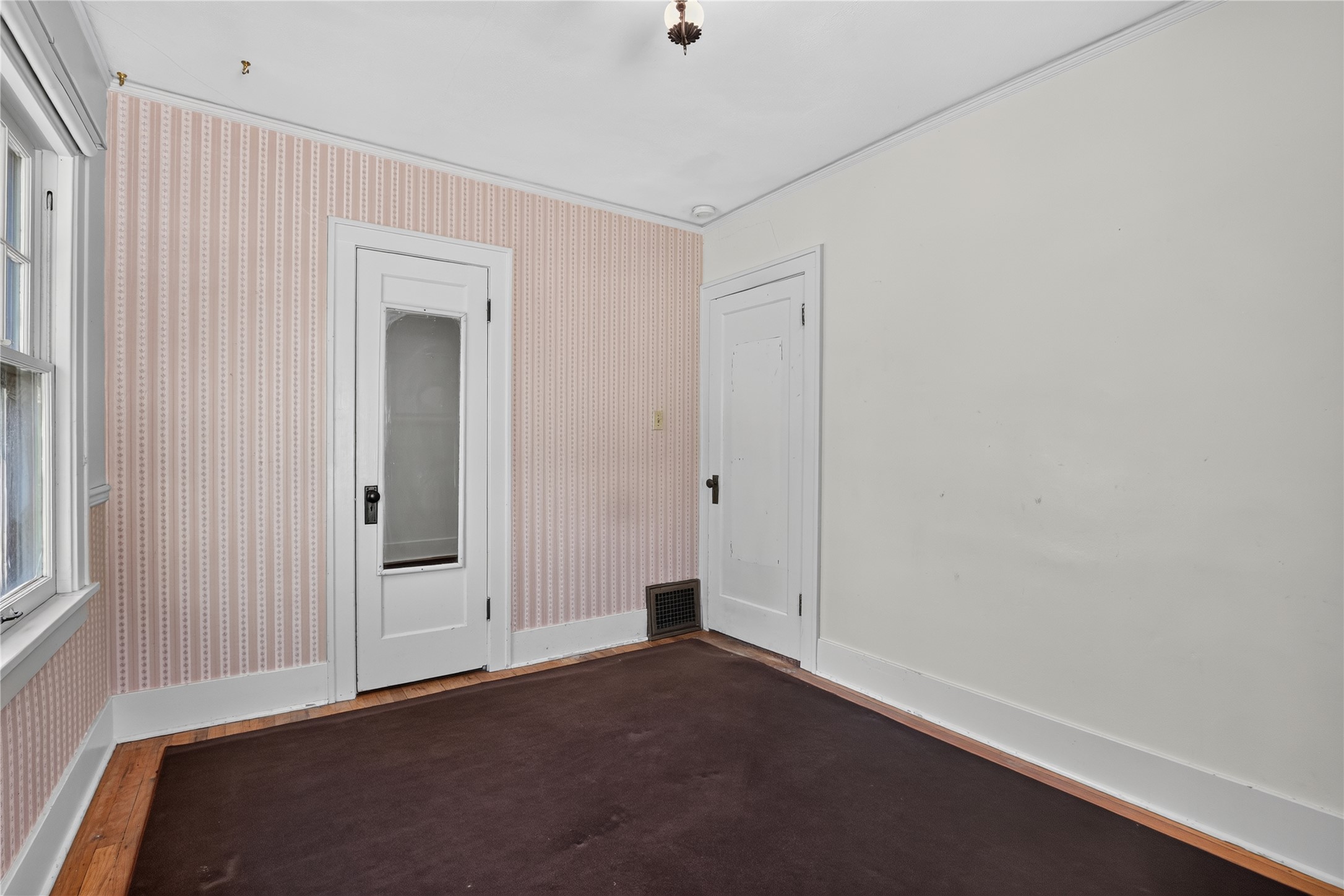3021 2nd Avenue N Property Photo 23