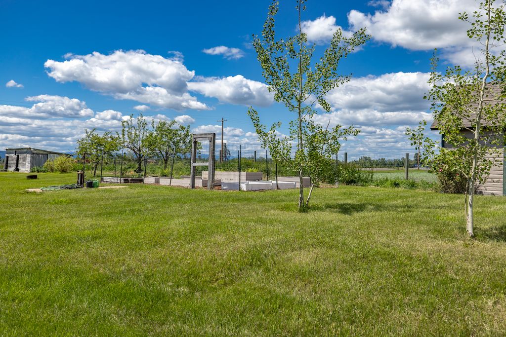 2405 Lower Valley Road Property Photo 11