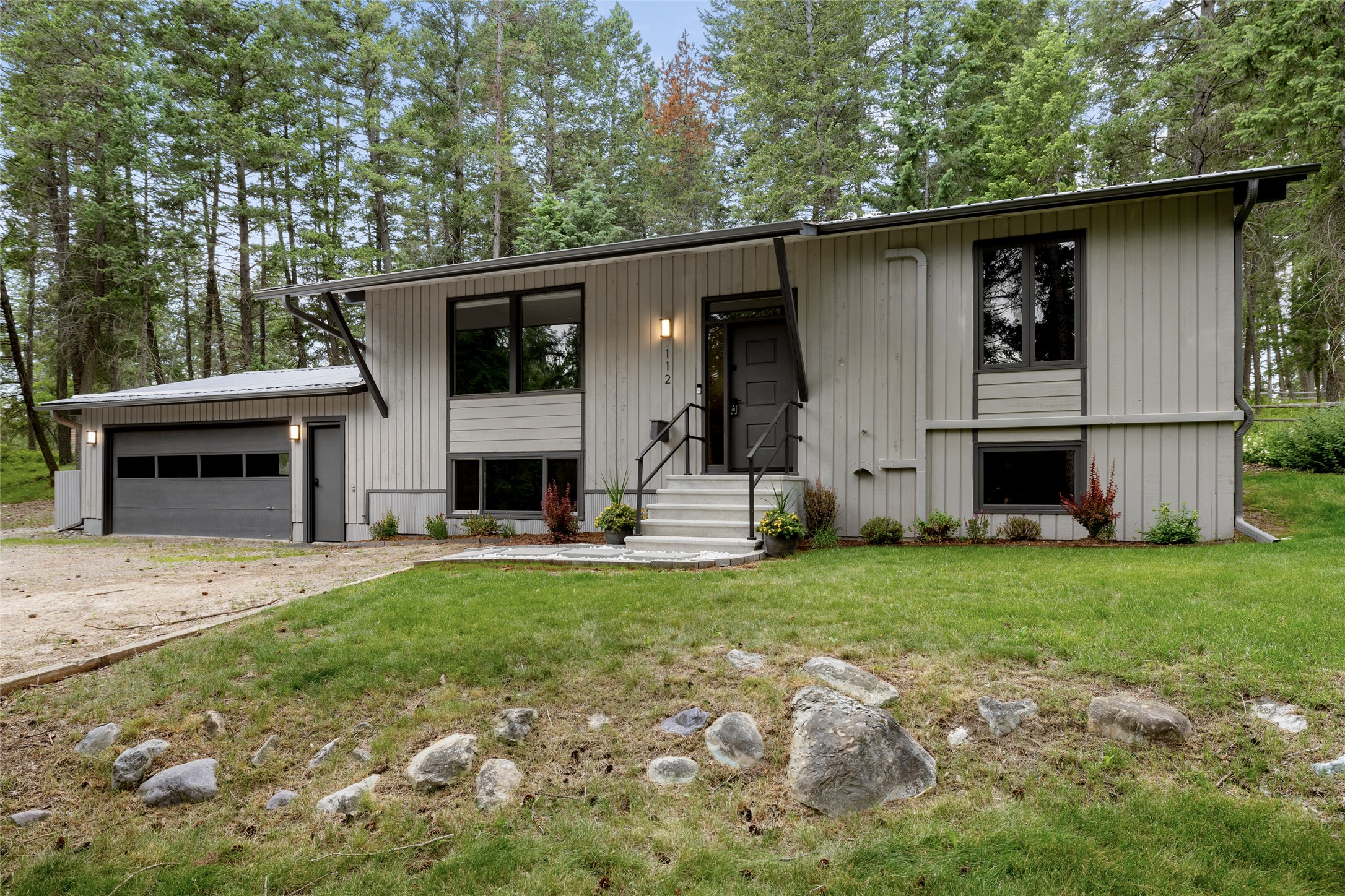 112 Mallard Loop Property Photo 1