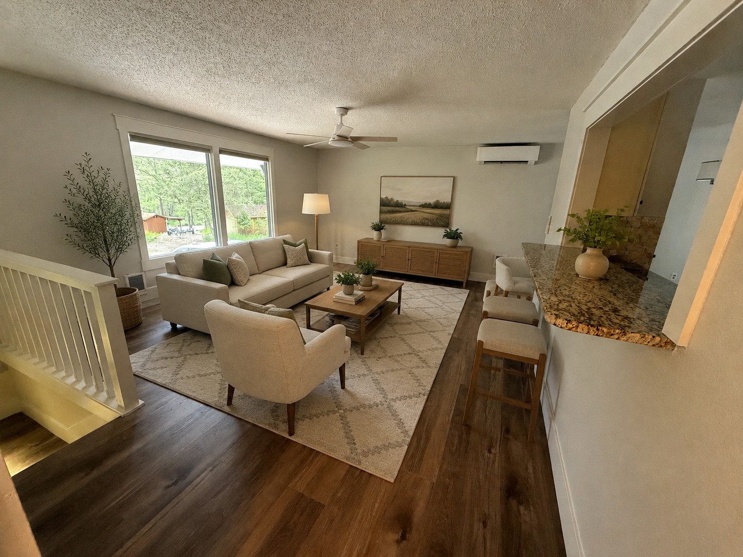 112 Mallard Loop Property Photo 4