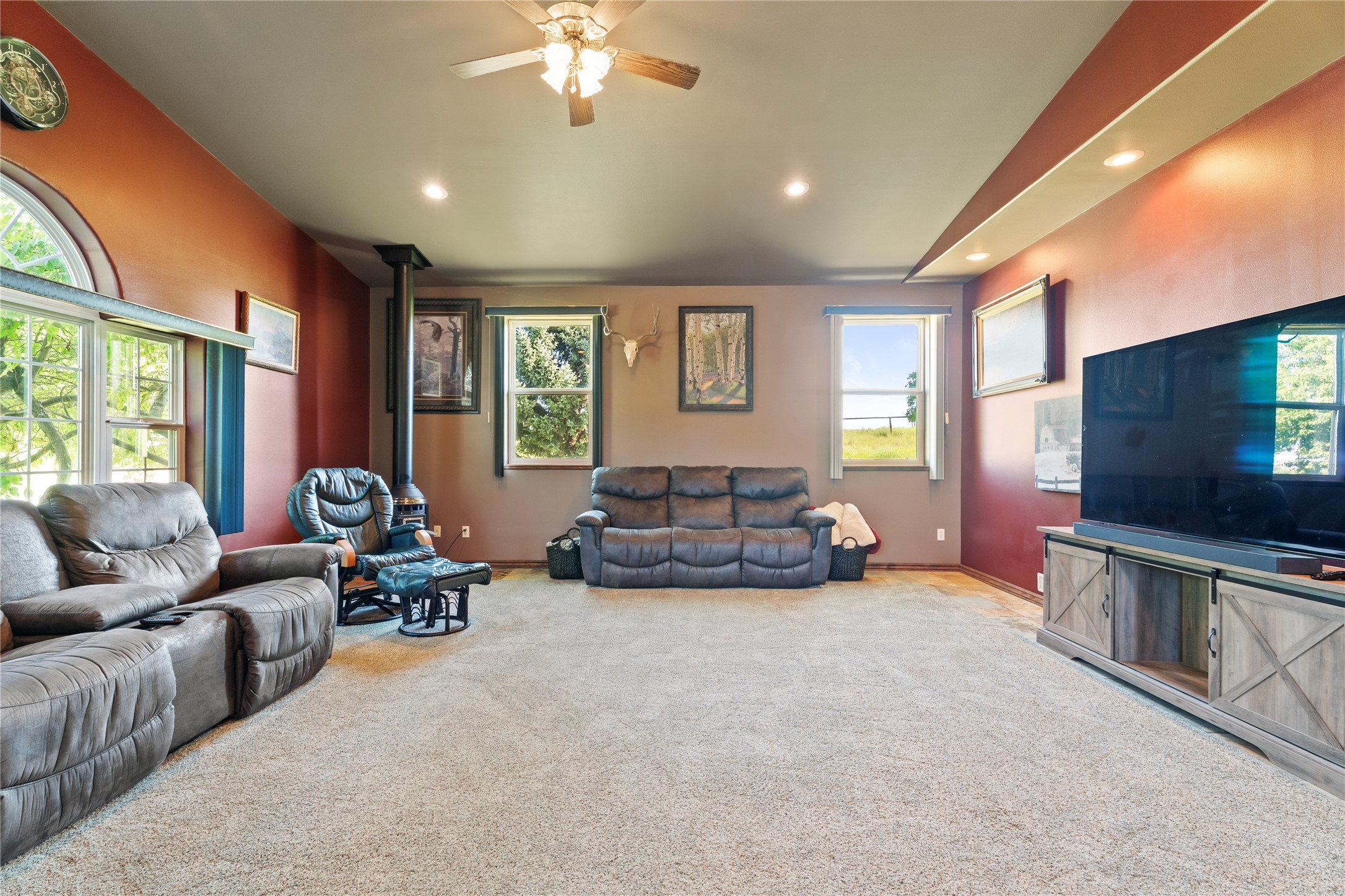 3 Stagecoach Road Property Photo 5