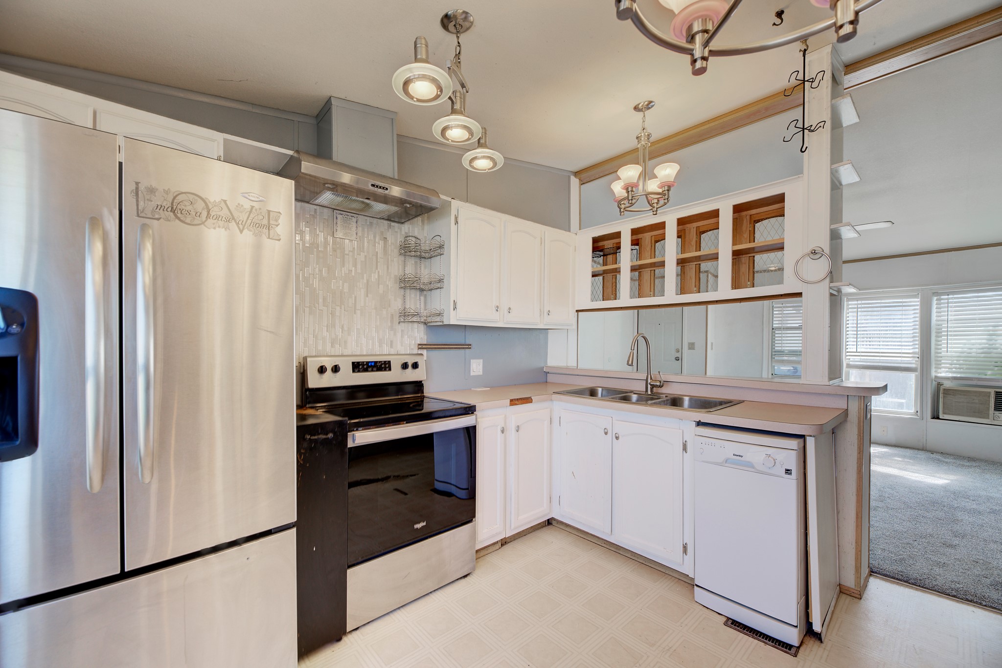 3604 Rainbow Drive Property Photo 13