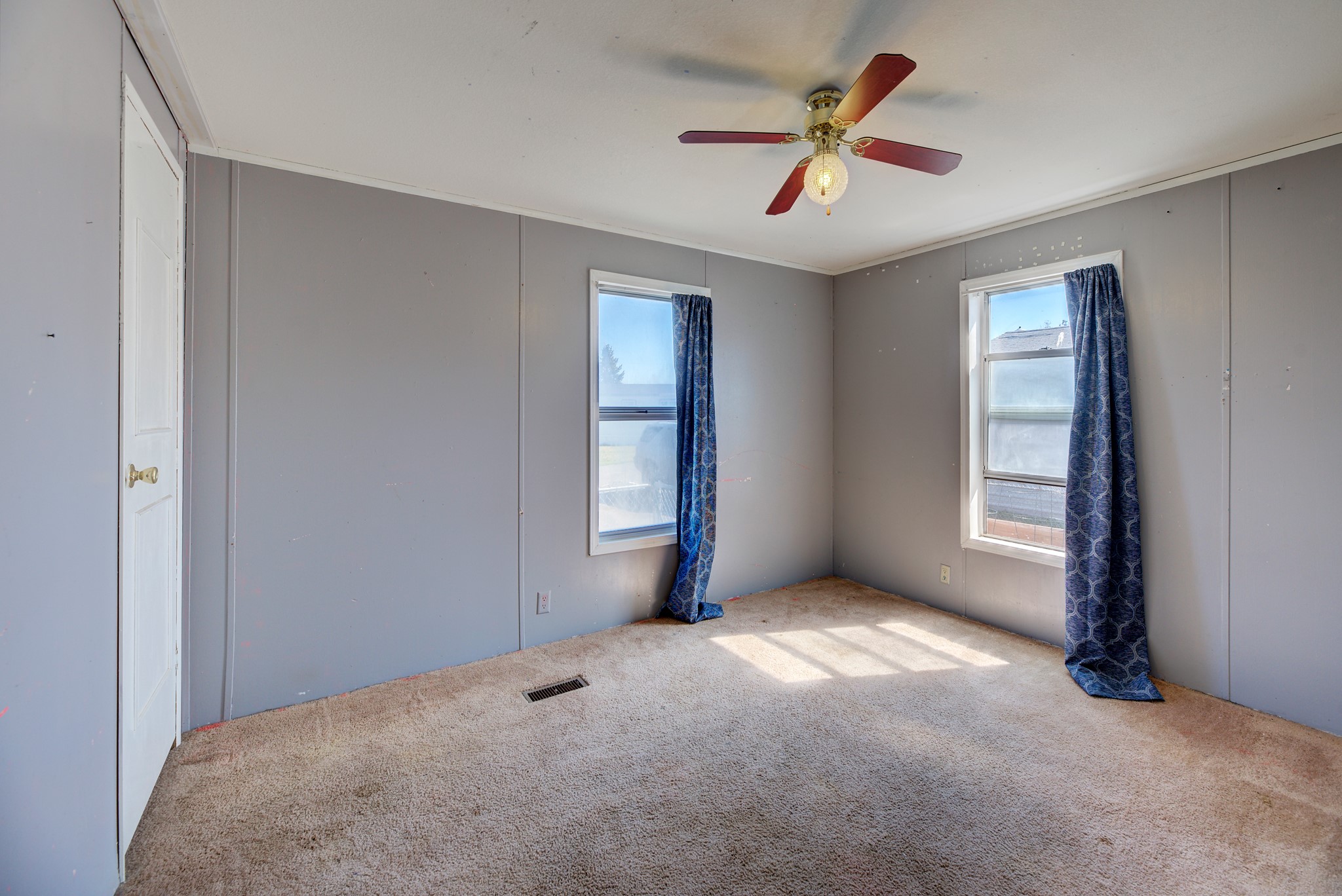 3604 Rainbow Drive Property Photo 16