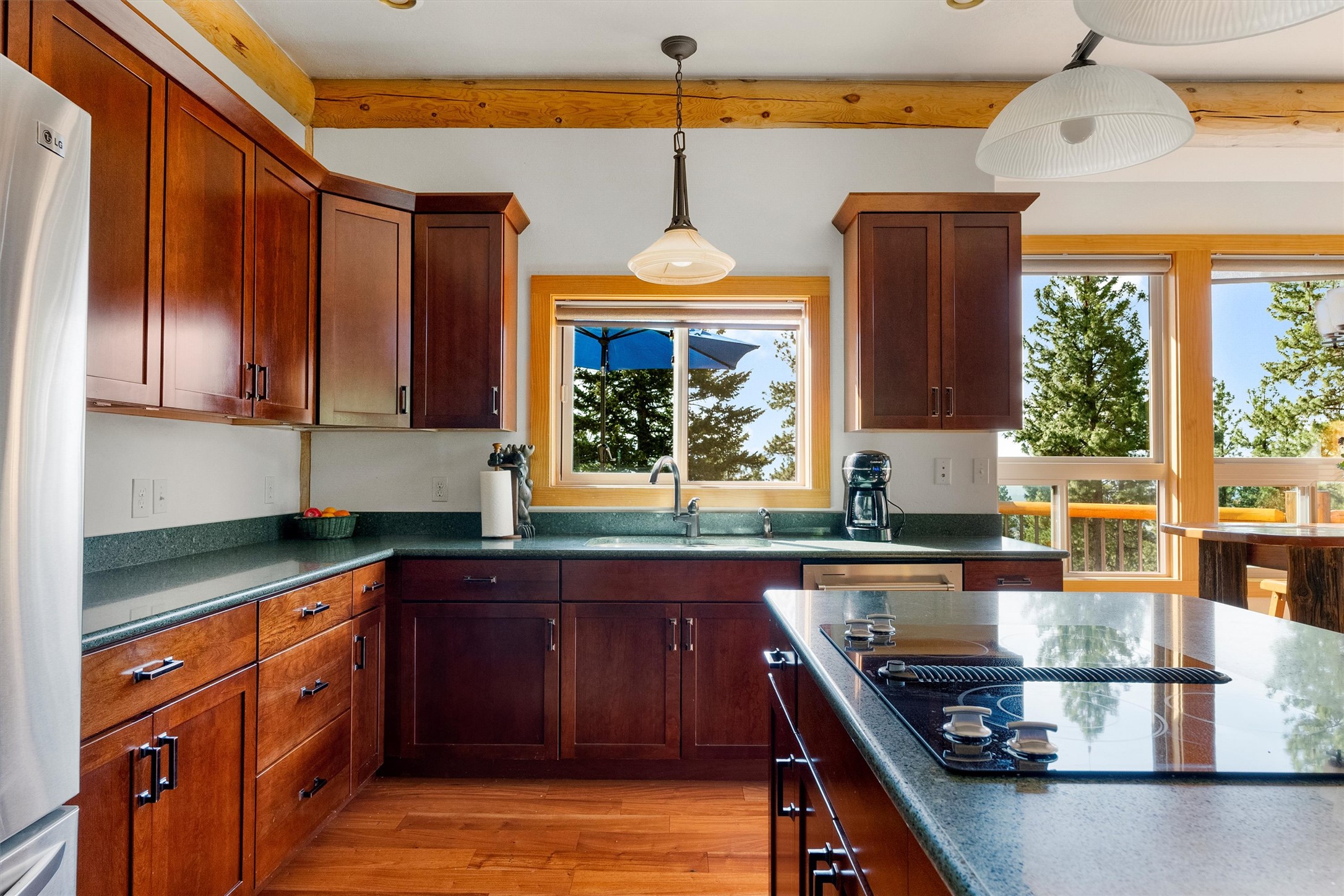 956 & 952 Falling Star Road Property Photo 16