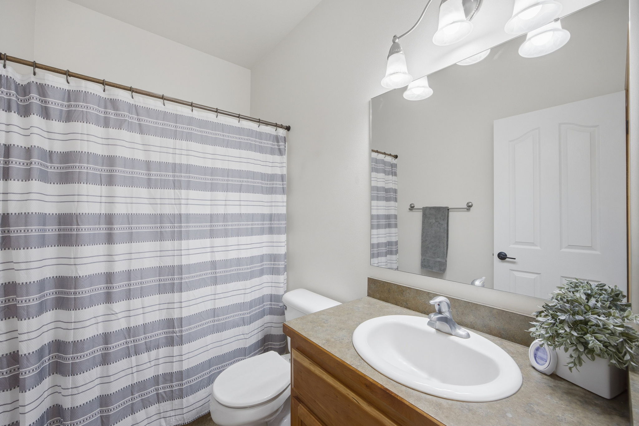6001 Hobson Lane Property Photo 20