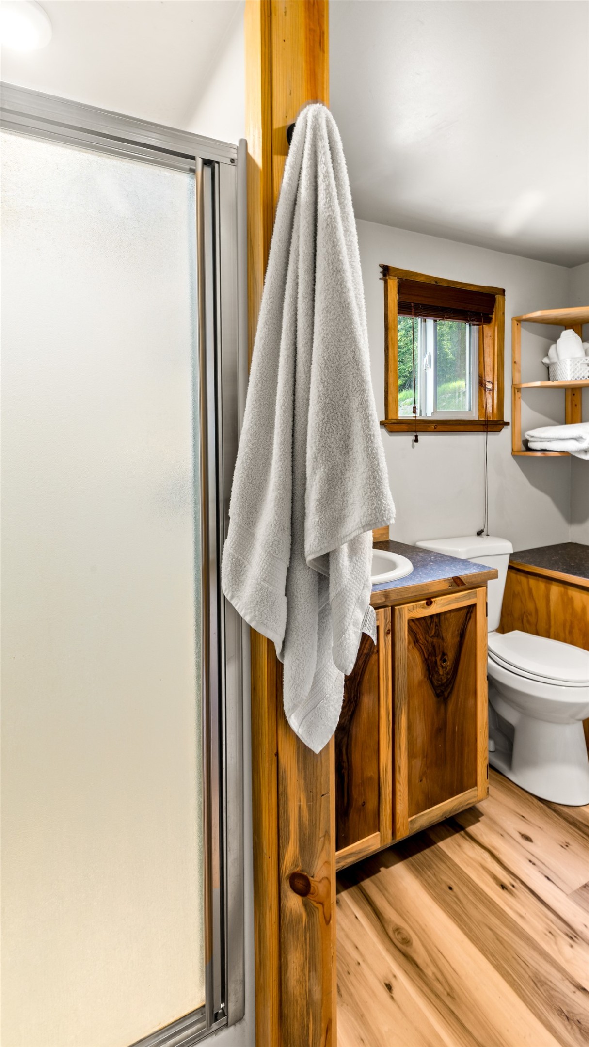 184 Longrider Lane Property Photo 33