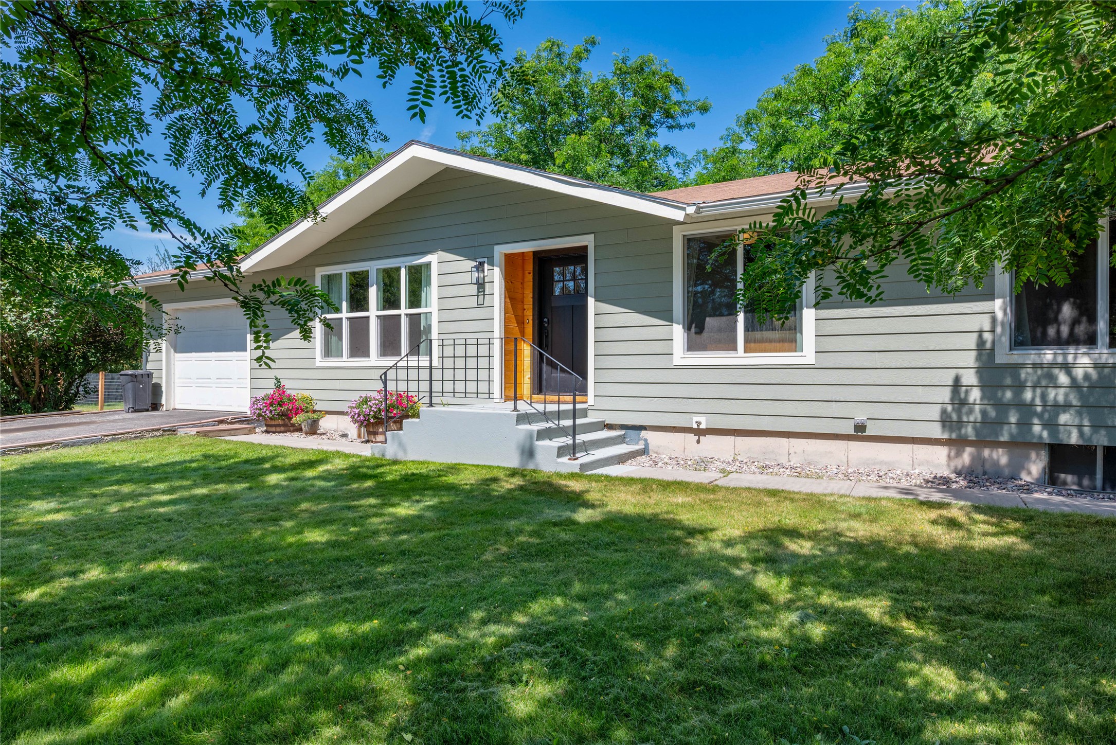 3 Howells Lane Property Photo 2