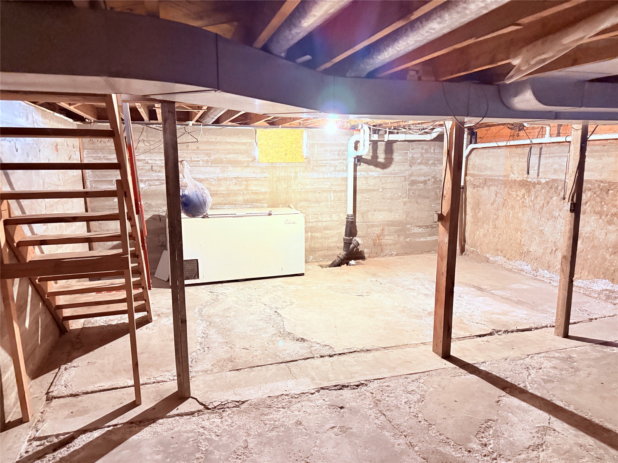 608 1st Street Property Photo 14