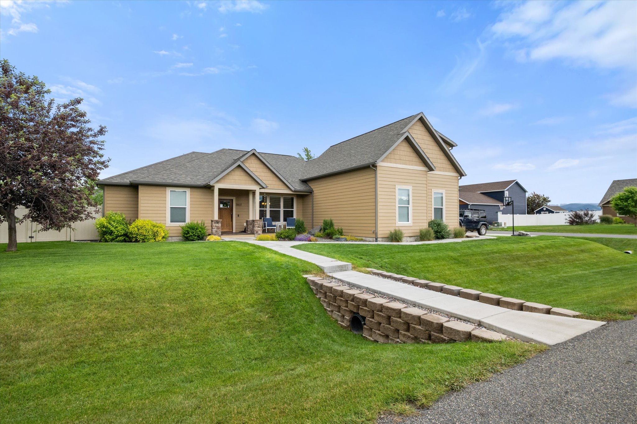3807 Shenandoah Lane Property Photo 3