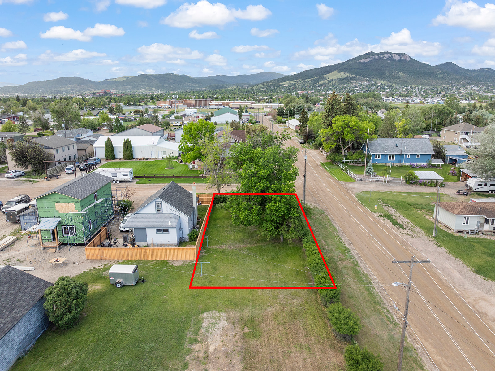 100 Reed Avenue Property Photo 1