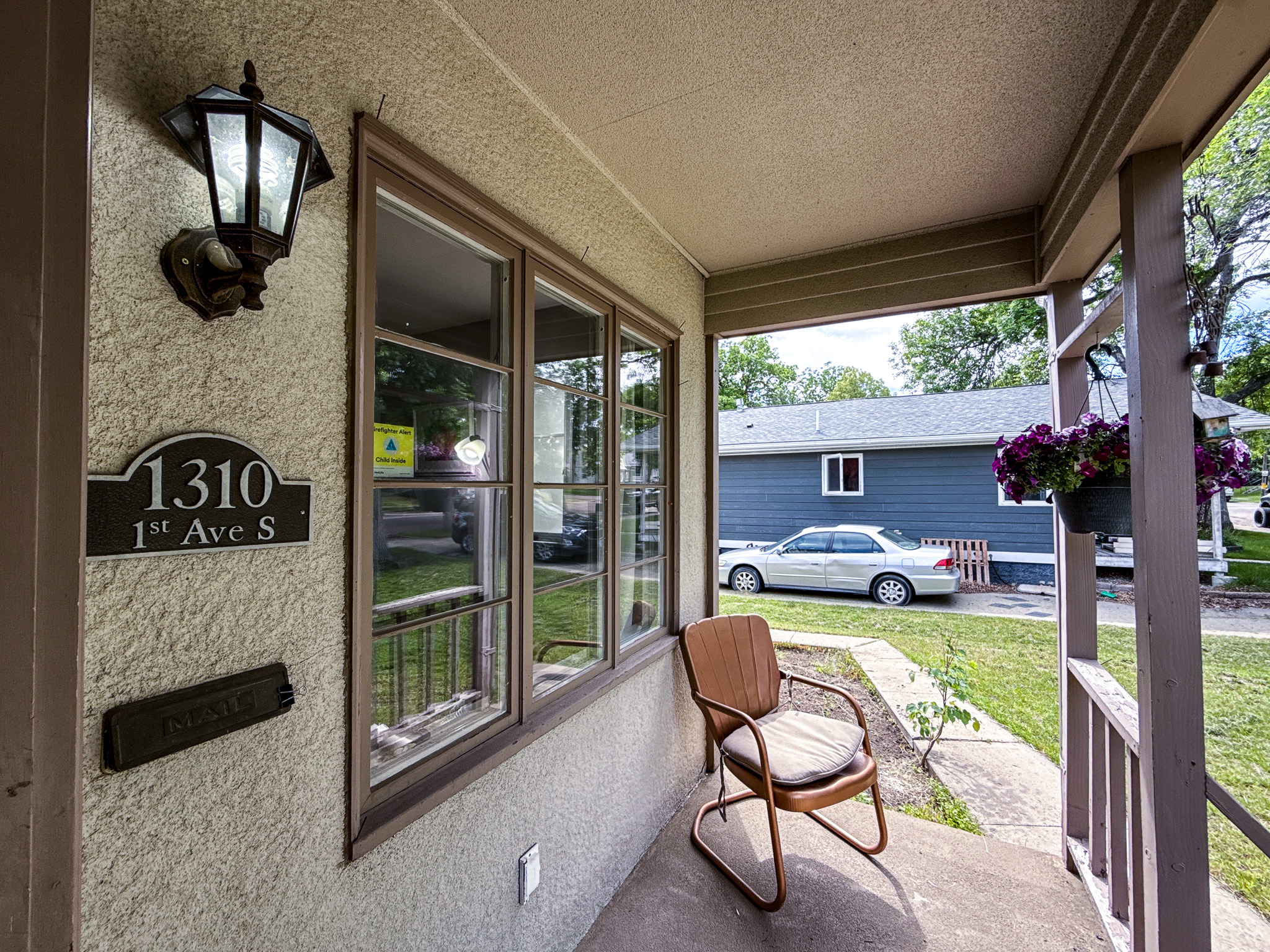 1310 1st Avenue S Property Photo 6