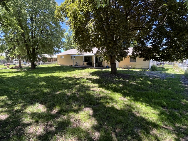 206 W Stanton Street Property Photo 8