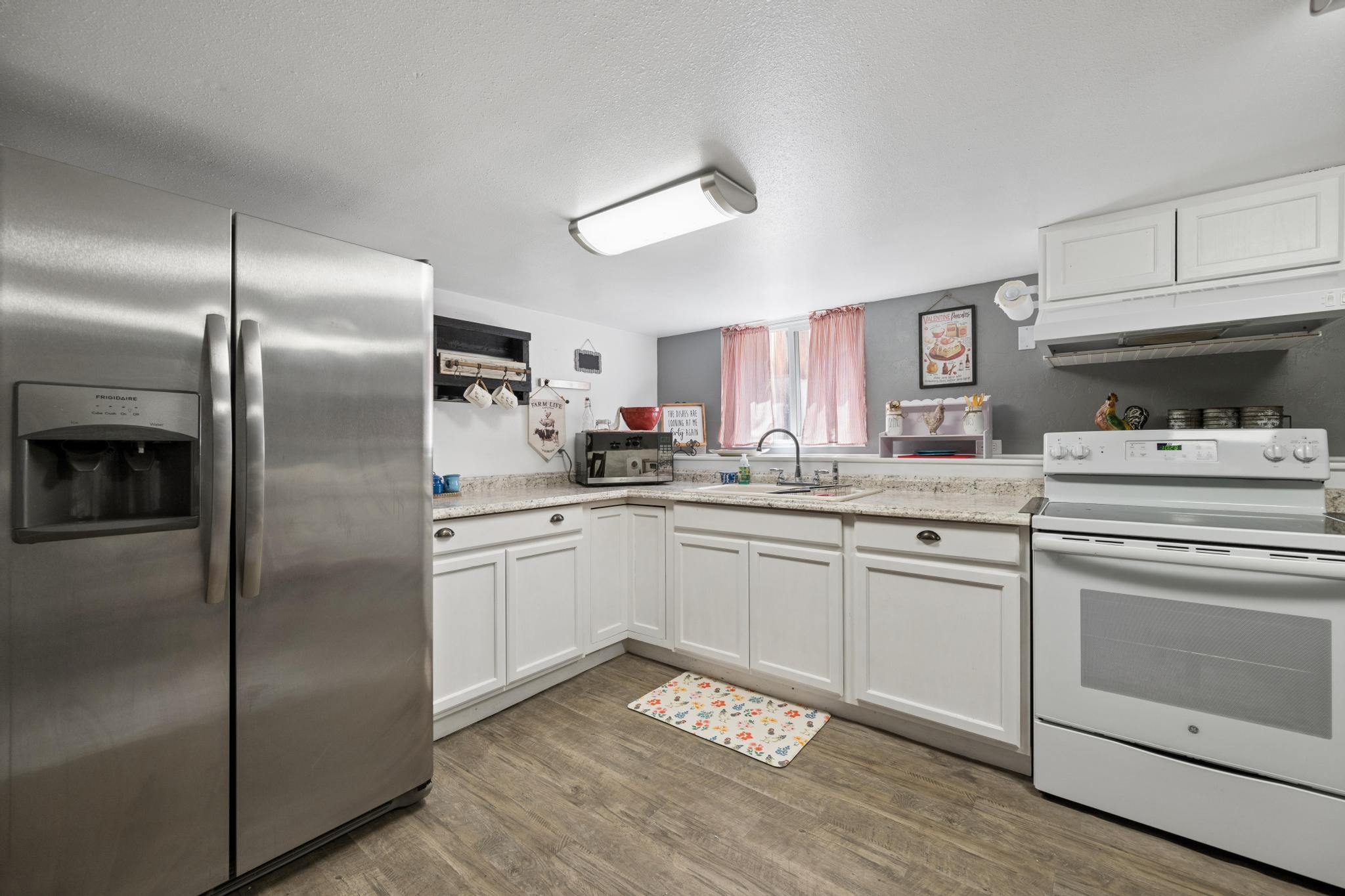 844 8th Avenue W Property Photo 32