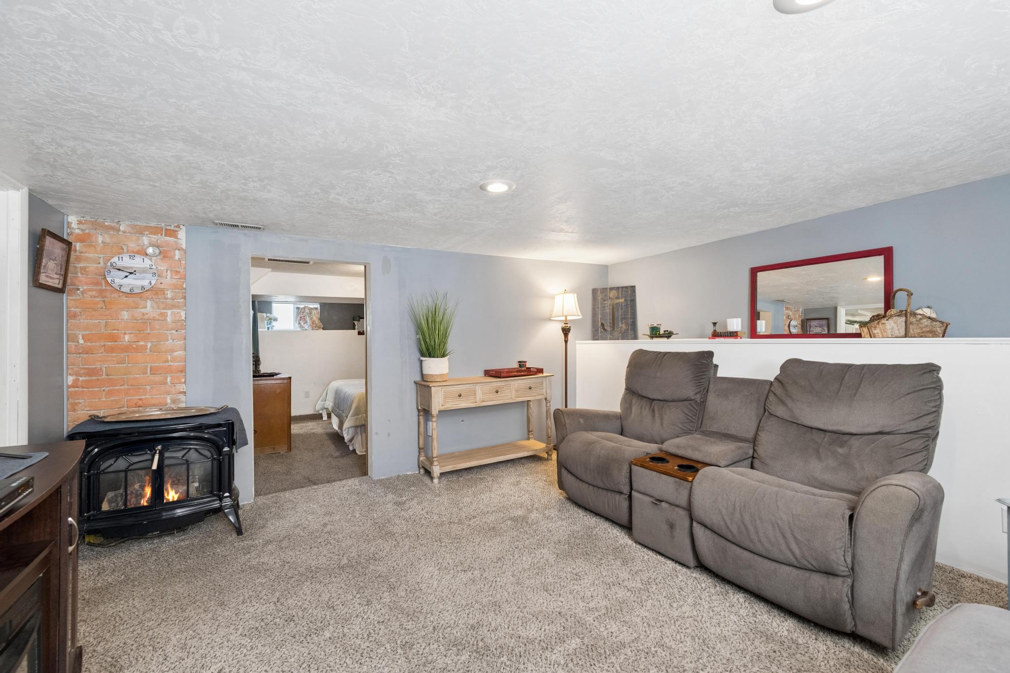 844 8th Avenue W Property Photo 36