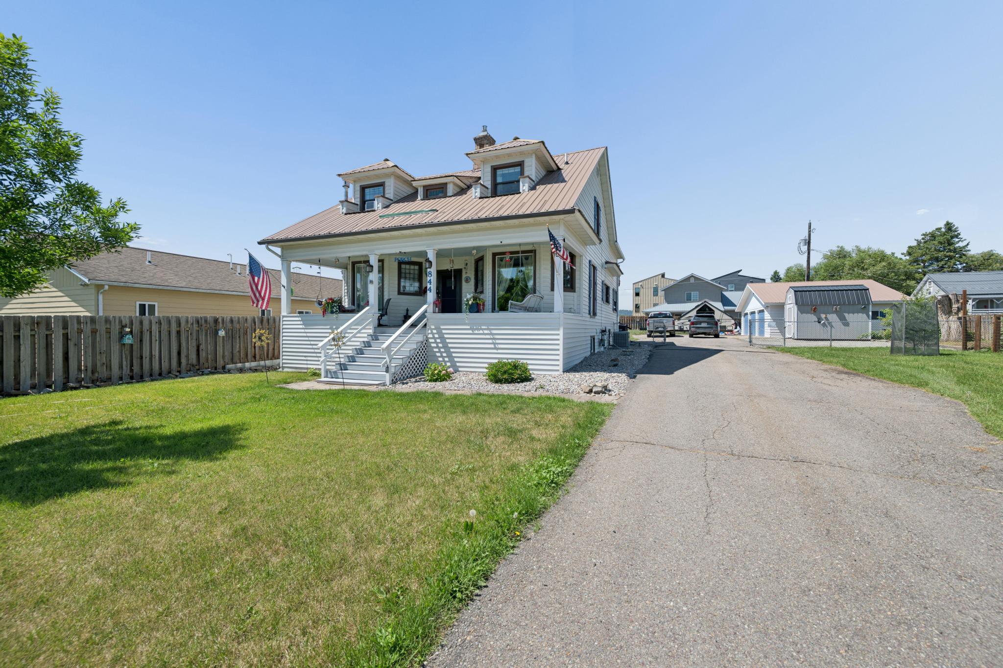 844 8th Avenue W Property Photo 47