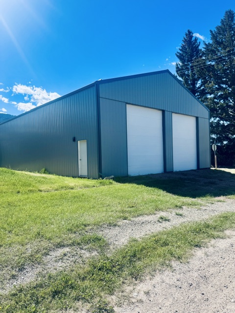 226 W Broadway Street Property Photo 5