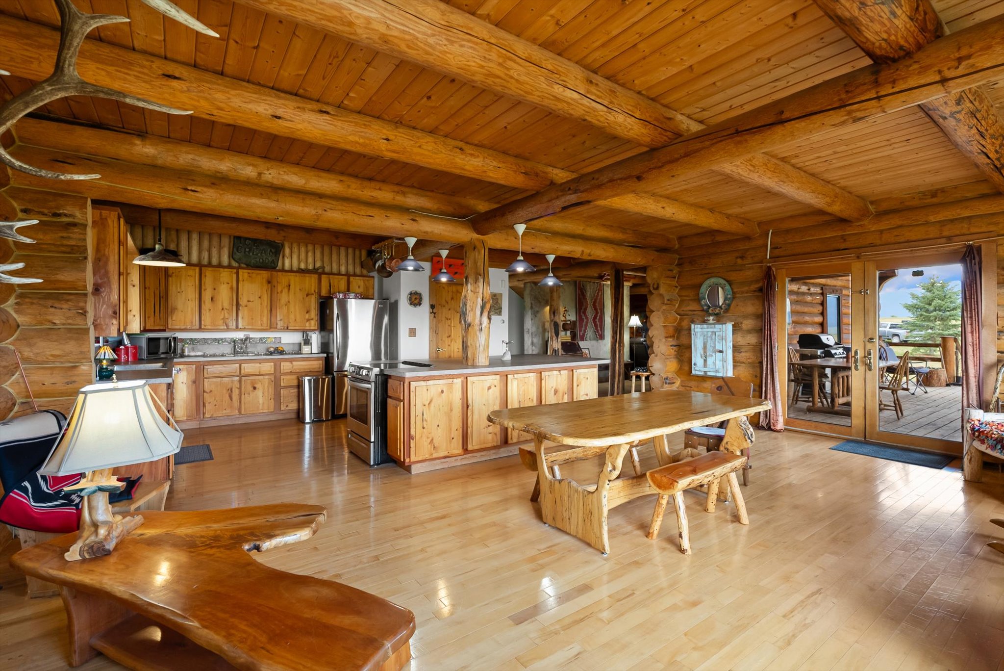 56516 Old Freight Road Property Photo 9