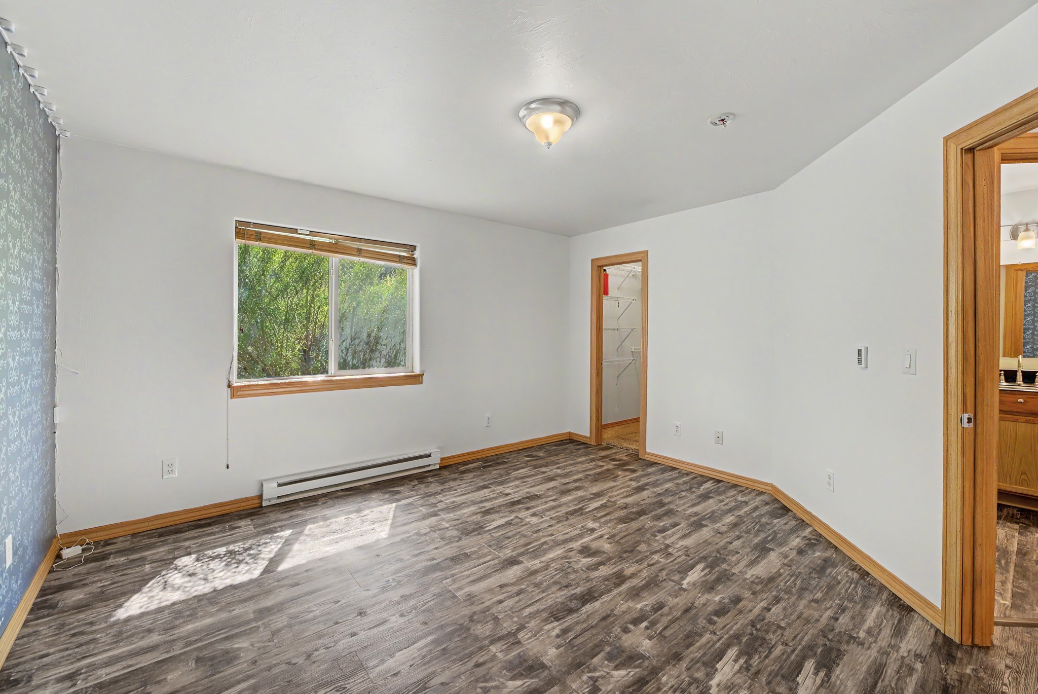 106 E Clinton Street 1 Property Photo 13