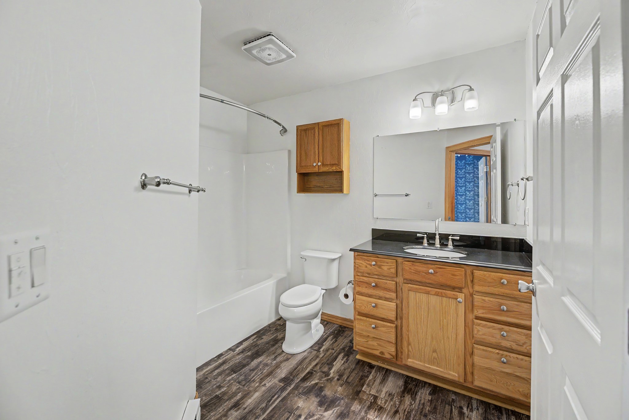 106 E Clinton Street 1 Property Photo 16