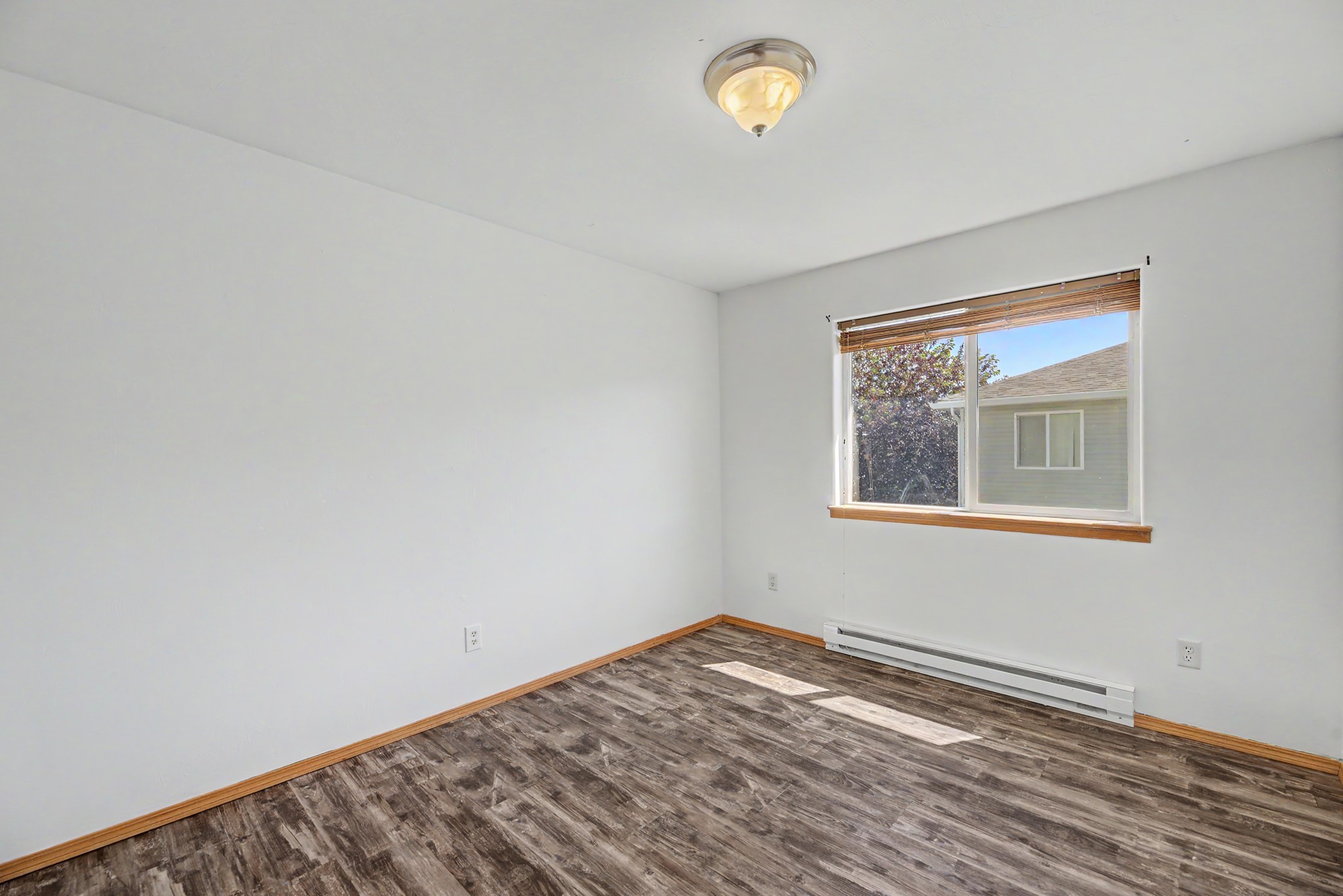 106 E Clinton Street 1 Property Photo 25