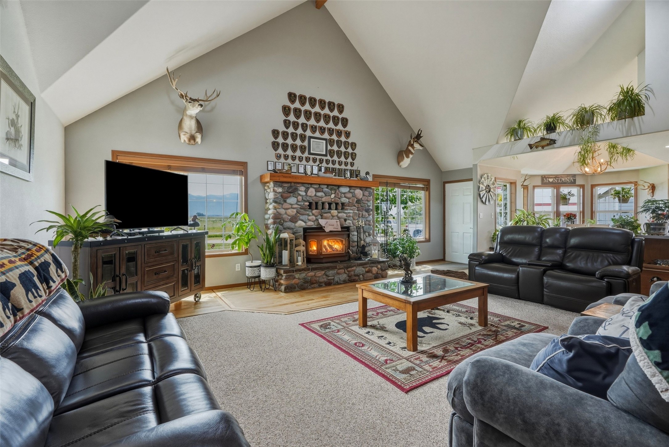 42501 Stasso Road Property Photo 7