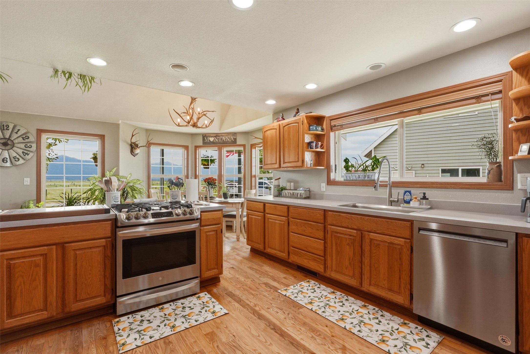 42501 Stasso Road Property Photo 10