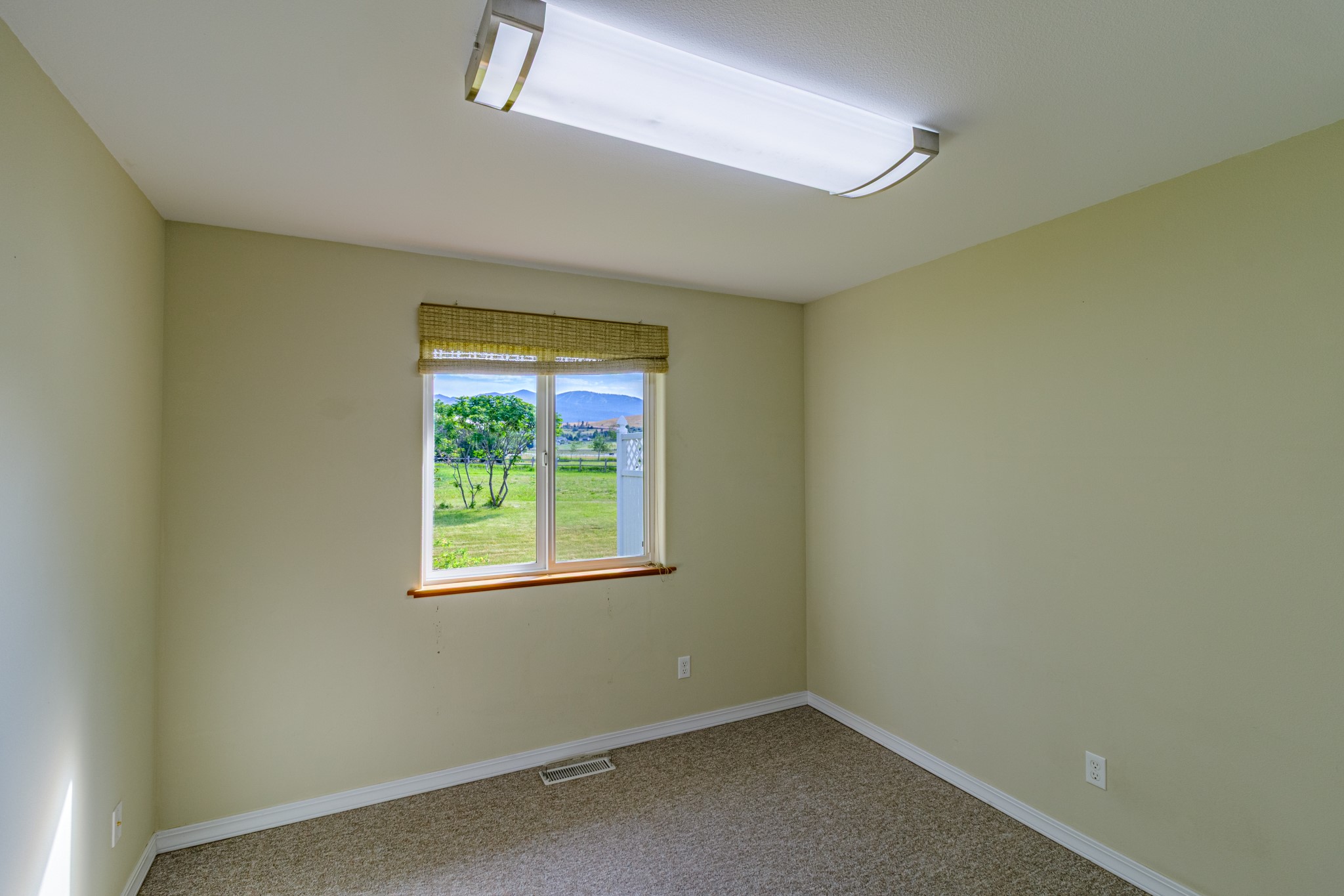 10100 The Lane Property Photo 17