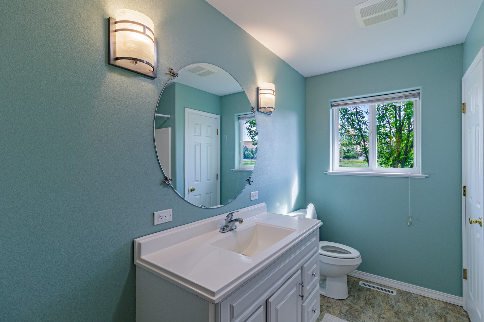 10100 The Lane Property Photo 18