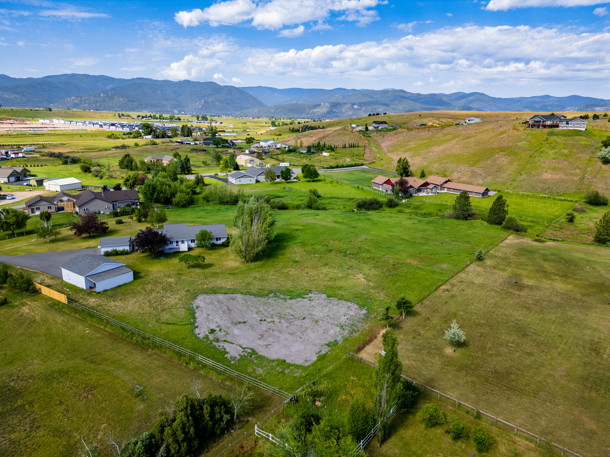 10100 The Lane Property Photo 44