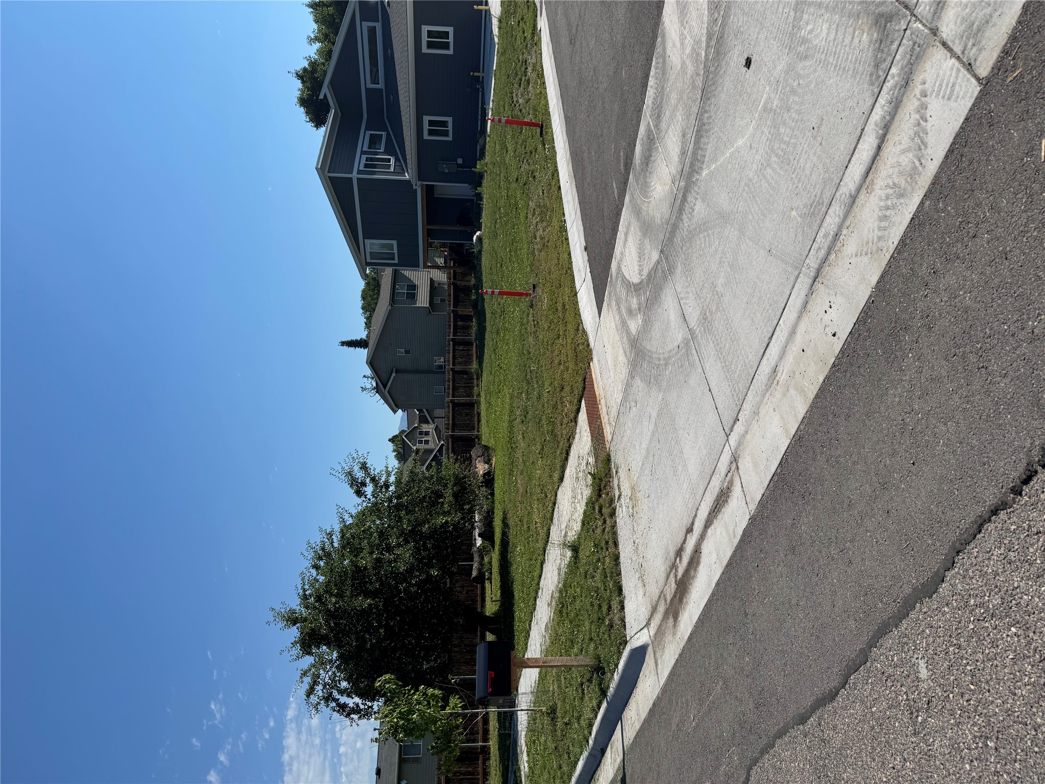 602 S Davis Street Property Photo 3