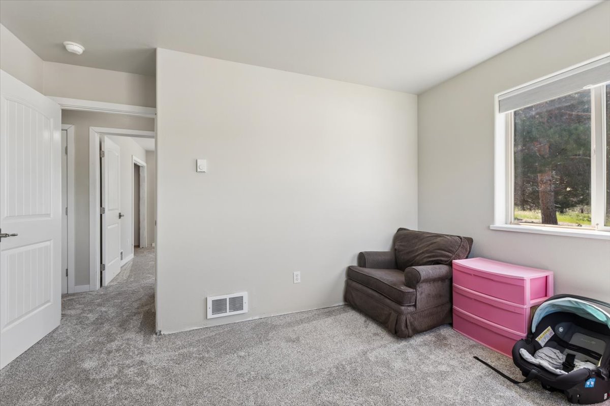 74 Berger Lane Property Photo 25