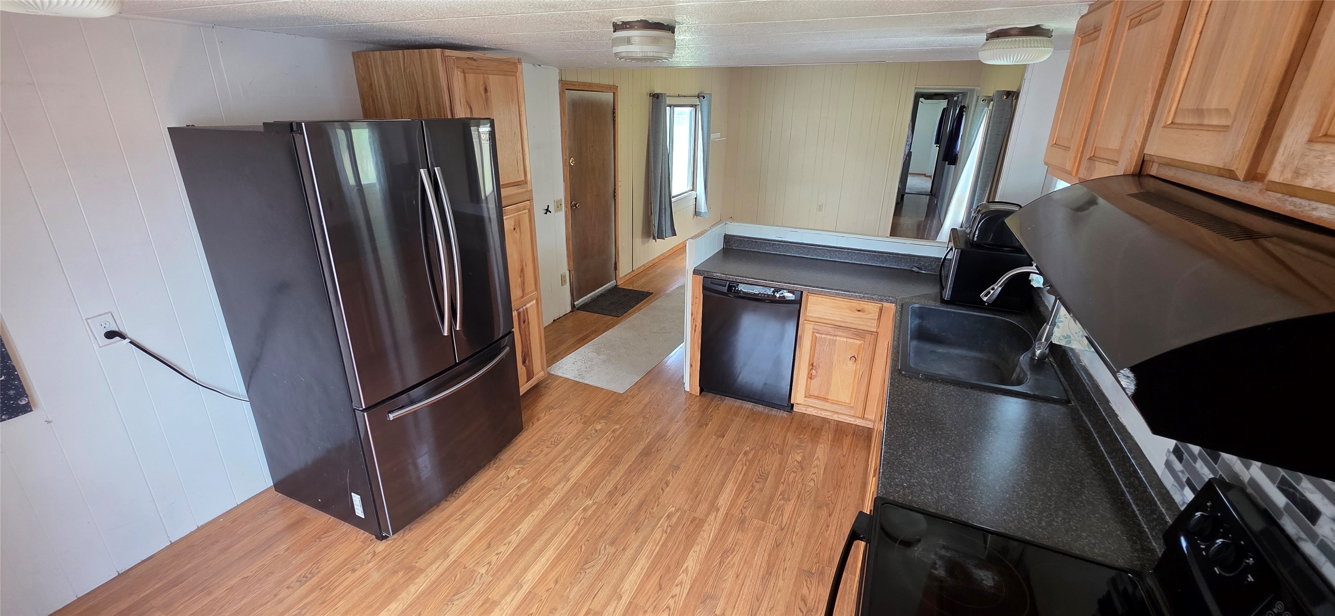 1805 Joslyn Street 226 Property Photo 5