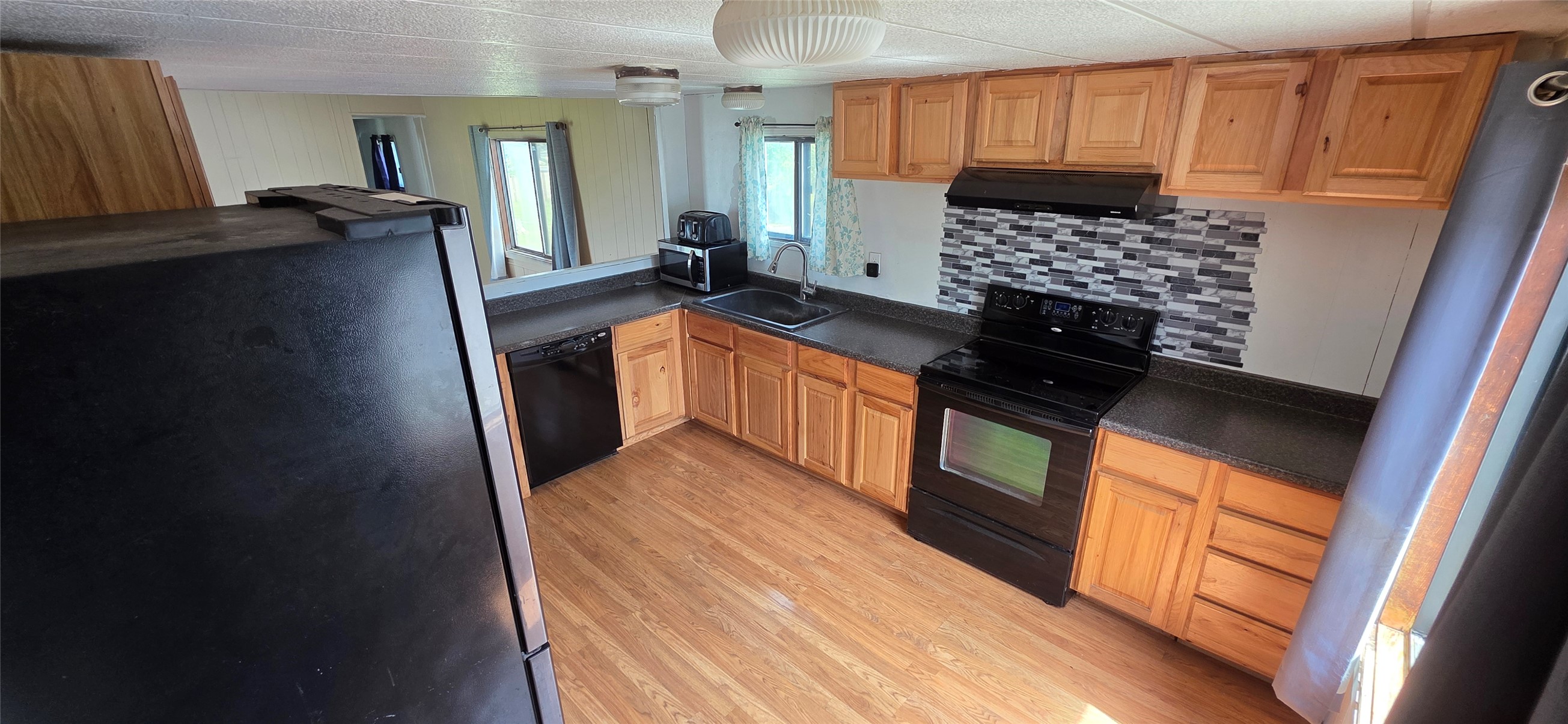 1805 Joslyn Street 226 Property Photo 6