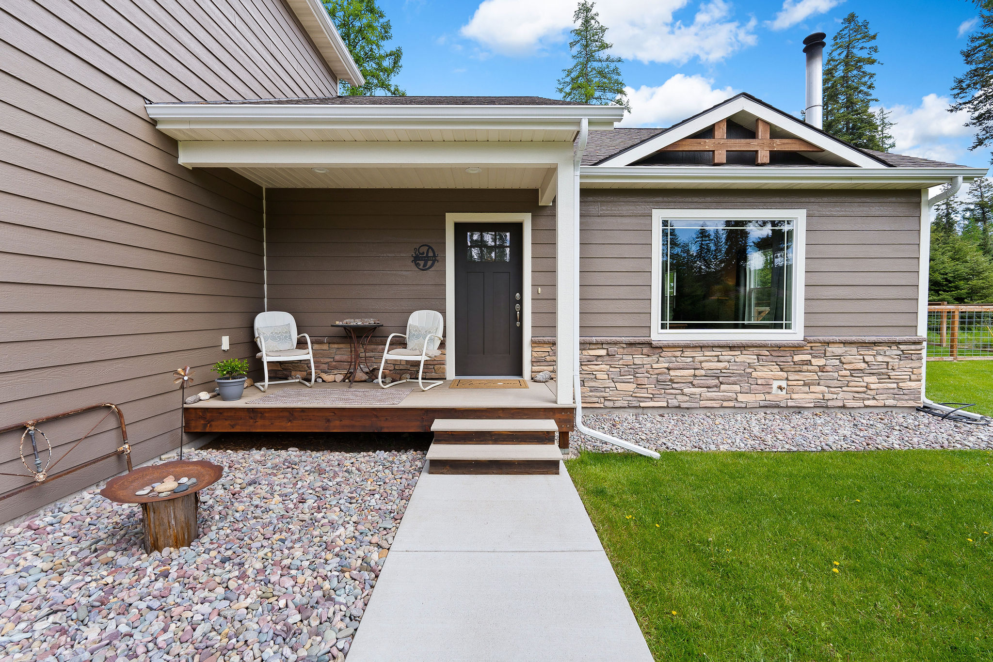13404 Crescent Moon Drive Property Photo 3