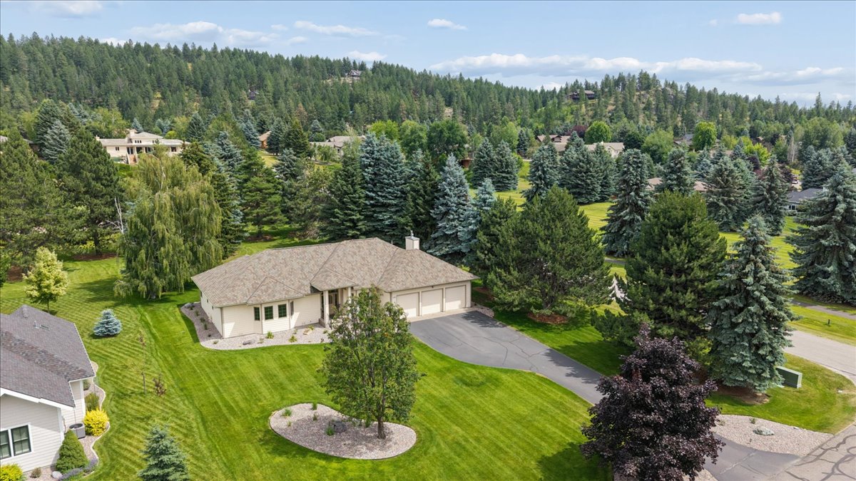 101 Whitetail Court Property Photo 2