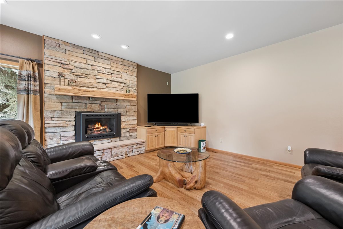 101 Whitetail Court Property Photo 13