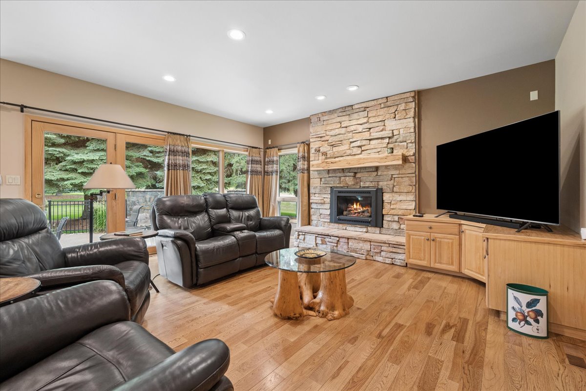 101 Whitetail Court Property Photo 15