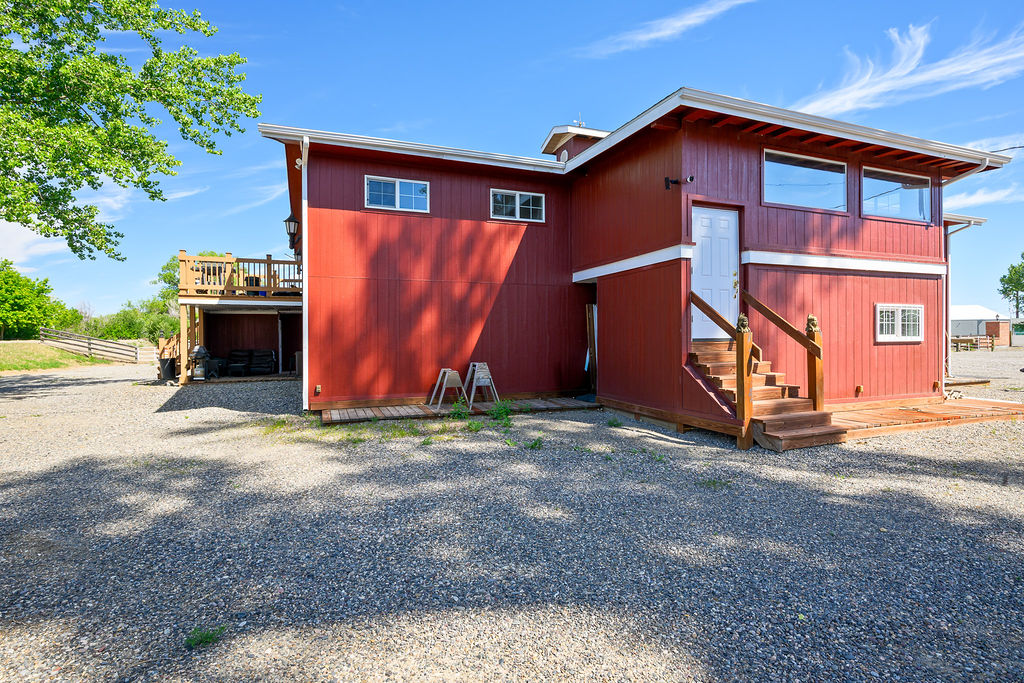 1650 Nahmis Avenue Property Photo 8