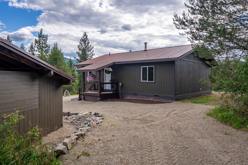 2658 Mt Highway 200 Property Photo 34